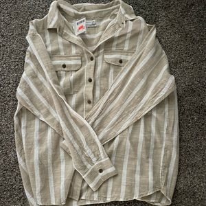 NWT urban outfitters shirt